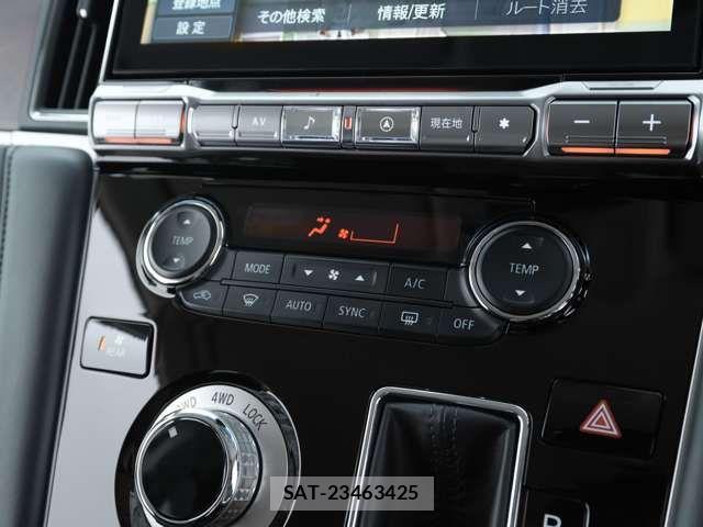 Mitsubishi DELICA 2021-08 8828736-15