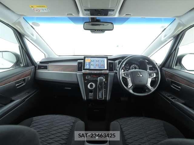 Mitsubishi DELICA 2021-08 8828736-5