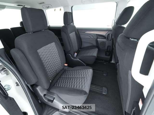 Mitsubishi DELICA 2021-08 8828736-7