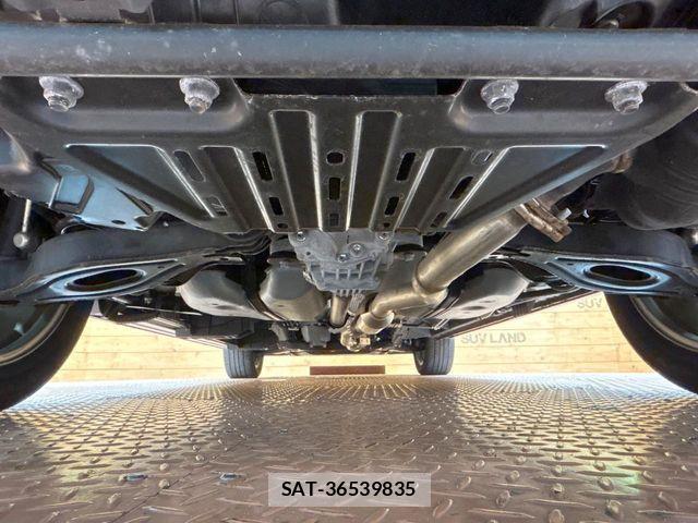 Mitsubishi DELICA 2021-10 8828725-17