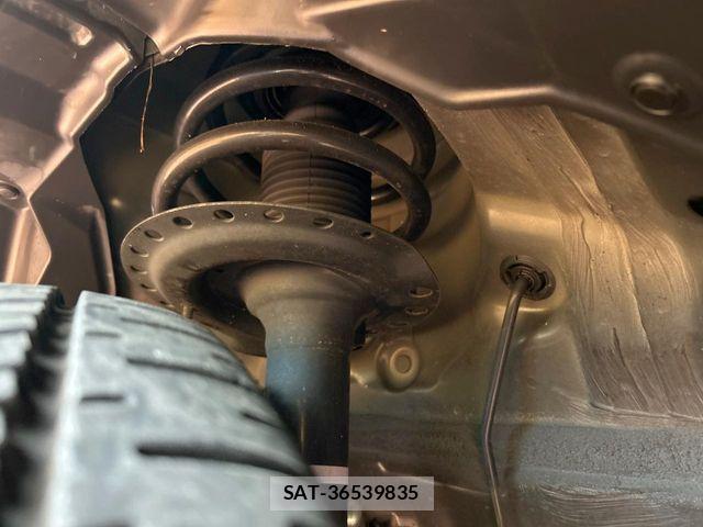 Mitsubishi DELICA 2021-10 8828725-18
