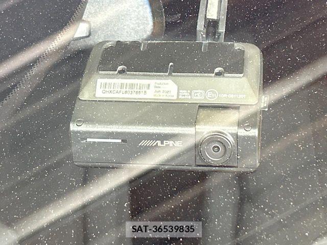 Mitsubishi DELICA 2021-10 8828725-19