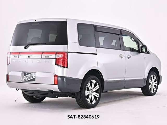 Mitsubishi DELICA 2024-12 8828723-17