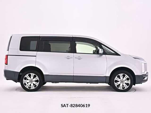 Mitsubishi DELICA 2024-12 8828723-2