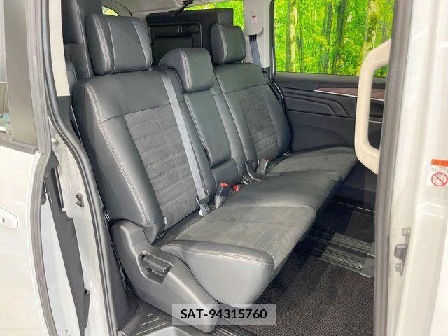 Mitsubishi DELICA 2023-02 8828724-8