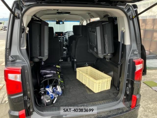 Mitsubishi DELICA 2021-03 8828740-13