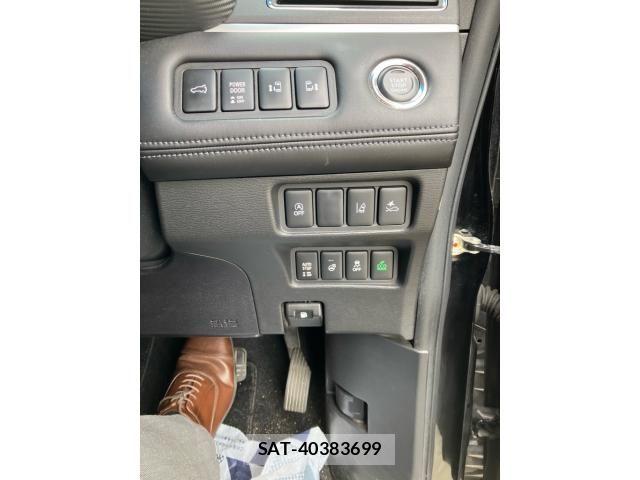 Mitsubishi DELICA 2021-03 8828740-18