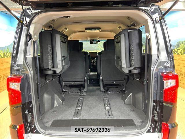 Mitsubishi DELICA 2021-08 8828729-11