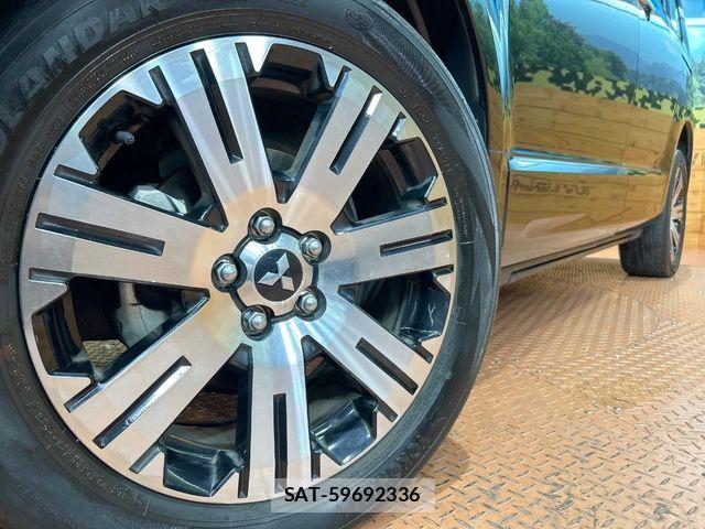 Mitsubishi DELICA 2021-08 8828729-13