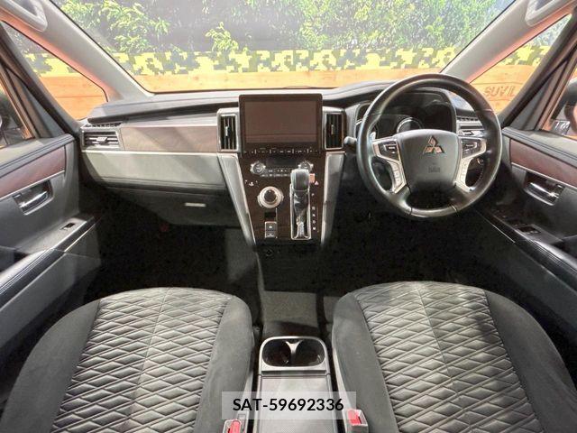 Mitsubishi DELICA 2021-08 8828729-1