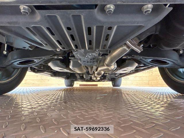 Mitsubishi DELICA 2021-08 8828729-19