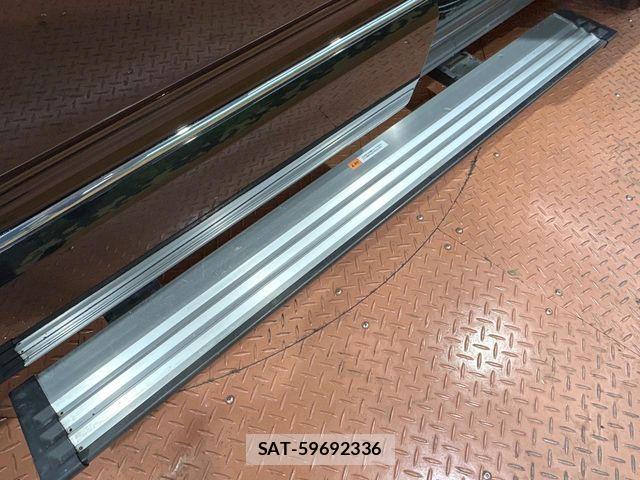 Mitsubishi DELICA 2021-08 8828729-6