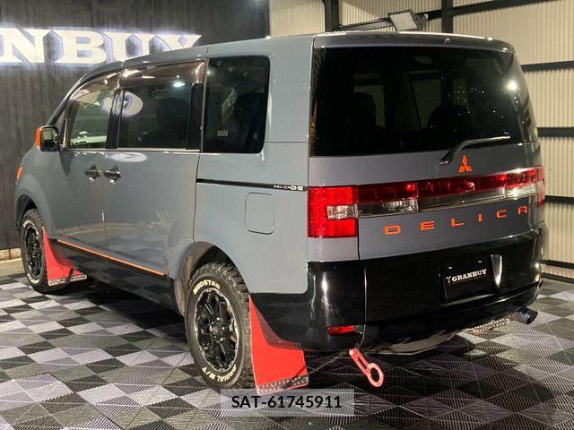 Mitsubishi DELICA 2015-03 8828750-15