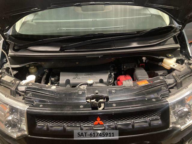 Mitsubishi DELICA 2015-03 8828750-17