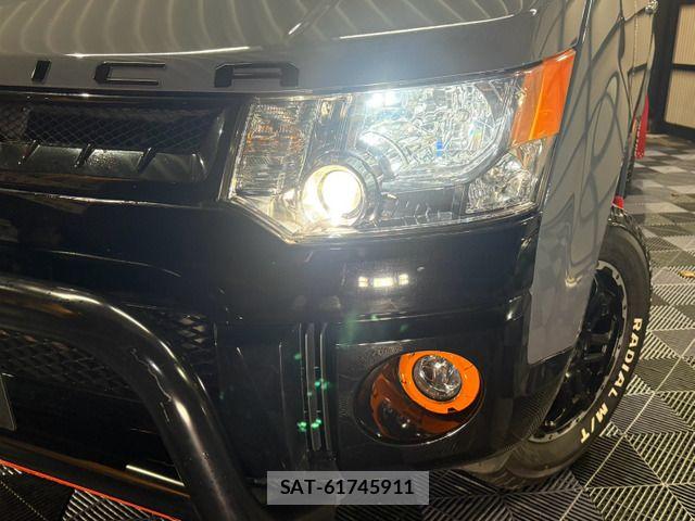 Mitsubishi DELICA 2015-03 8828750-18