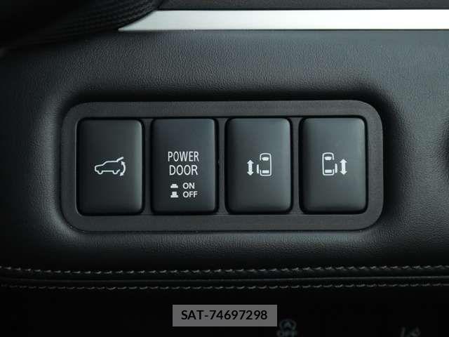 Mitsubishi DELICA 2021-08 8828737-12