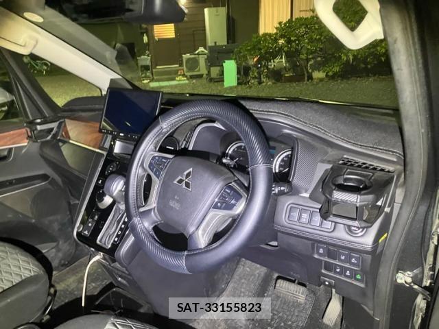 Mitsubishi DELICA 2023-01 8828728-13