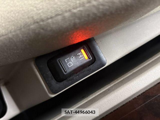 Mitsubishi DELICA 2015-06 8828741-8