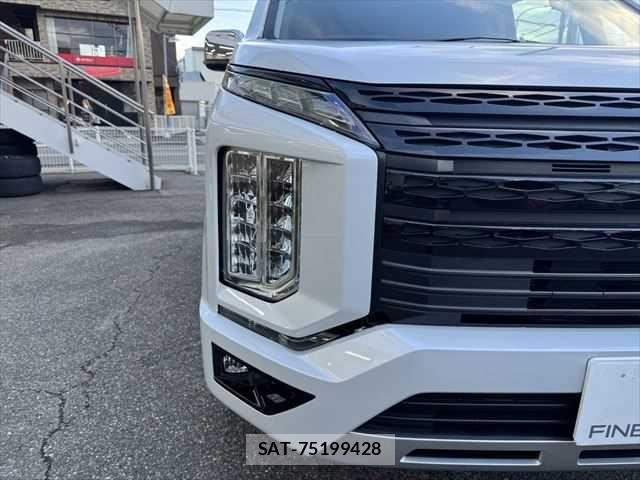 Mitsubishi DELICA 2023-01 8828735-18