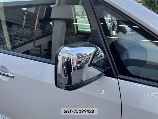 Mitsubishi DELICA 2023-01 8828735-20