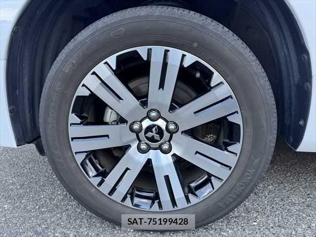 Mitsubishi DELICA 2023-01 8828735-22