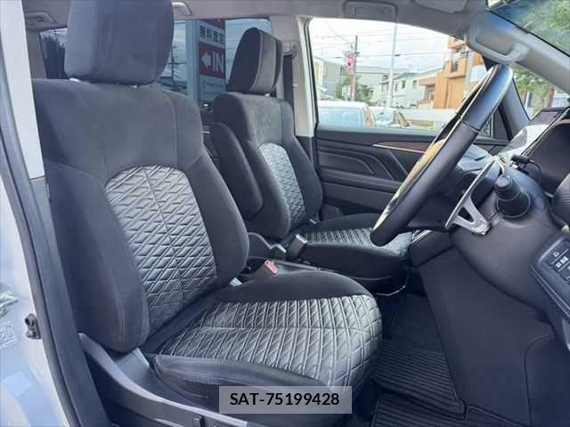 Mitsubishi DELICA 2023-01 8828735-5