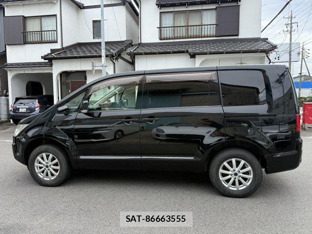 Mitsubishi DELICA 2014-02 8828758-5