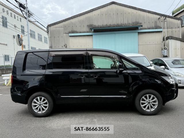 Mitsubishi DELICA 2014-02 8828758-6
