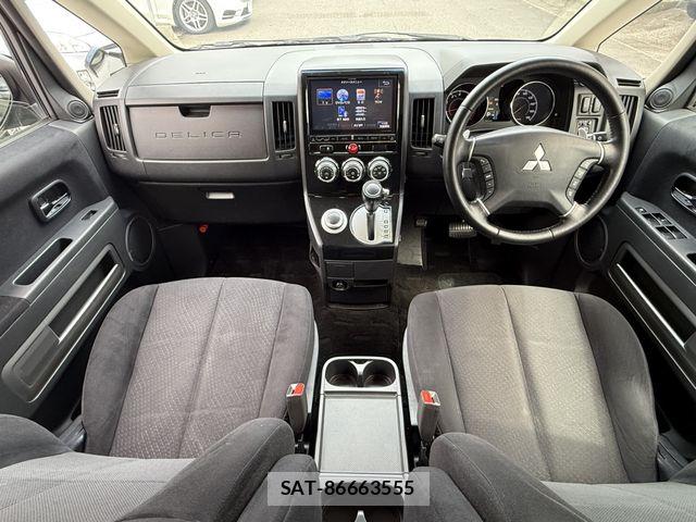 Mitsubishi DELICA 2014-02 8828758-8