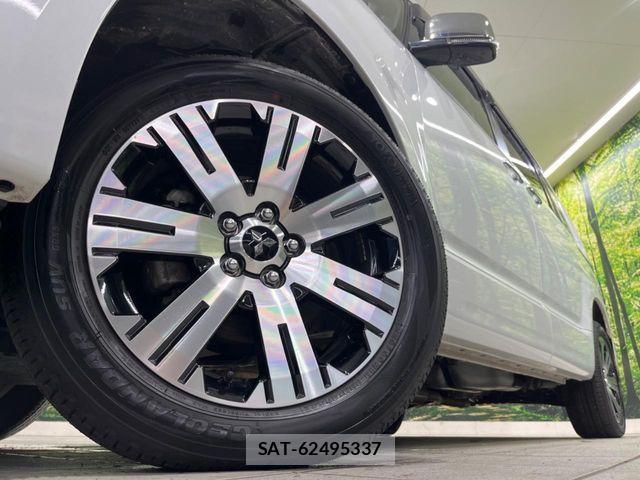 Mitsubishi DELICA 2024-10 8828722-12