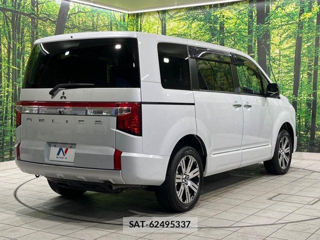 Mitsubishi DELICA 2024-10 8828722-16