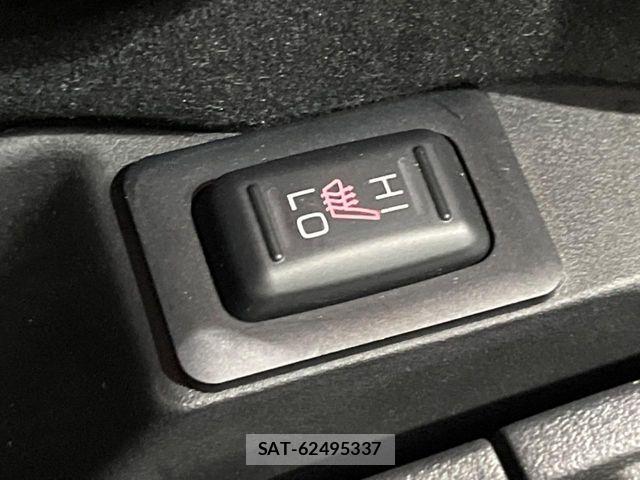 Mitsubishi DELICA 2024-10 8828722-6