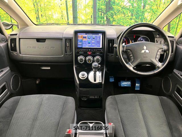 Mitsubishi DELICA 2016-10 8828739-1