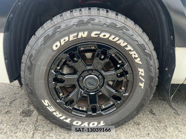 Mitsubishi DELICA 2020-03 8848744-29
