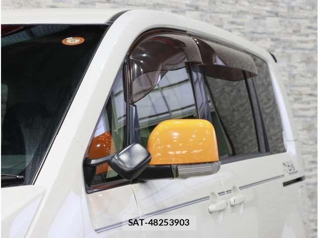 Mitsubishi DELICA 2018-11 8848743-17