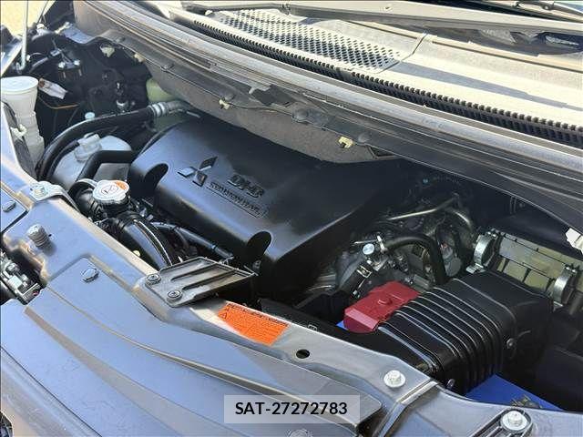 Mitsubishi DELICA 2017-10 8848742-19
