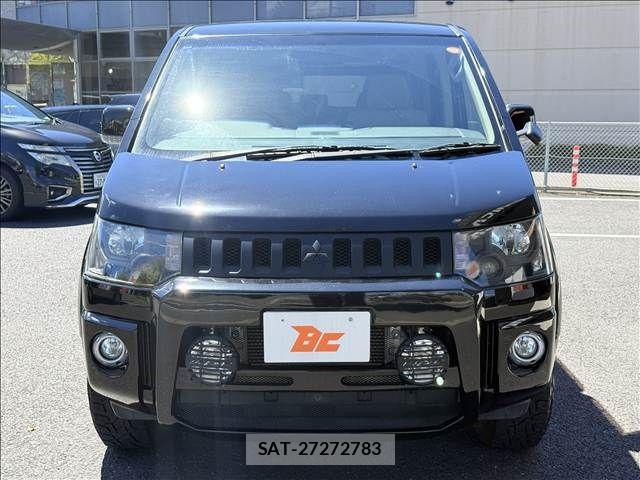 Mitsubishi DELICA 2017-10 8848742-20
