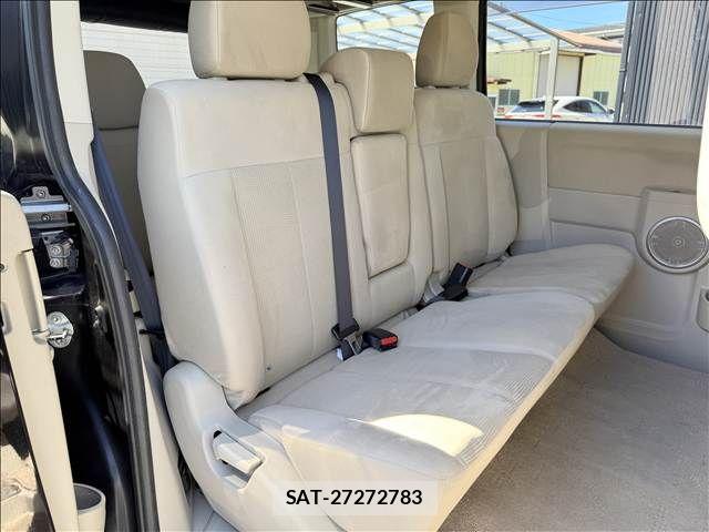 Mitsubishi DELICA 2017-10 8848742-25