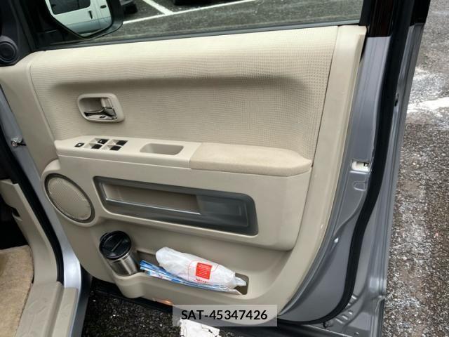 Mitsubishi DELICA 2014-01 8848749-9