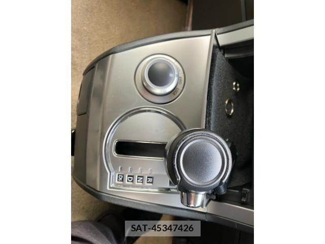 Mitsubishi DELICA 2014-01 8848749-15