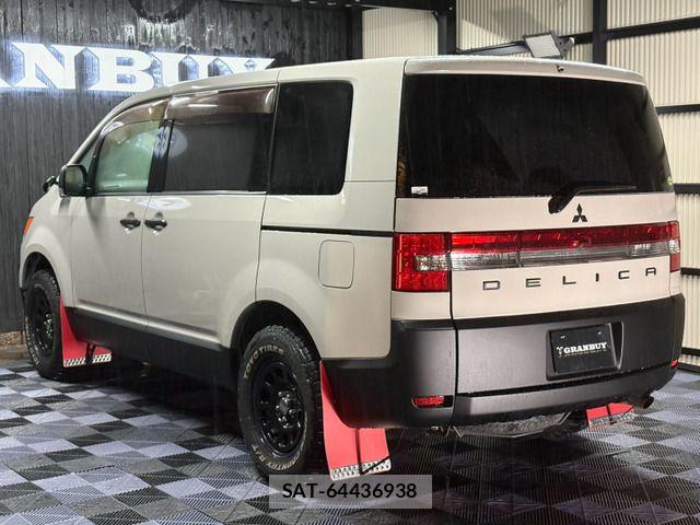 Mitsubishi DELICA 2014-11 8848746-14