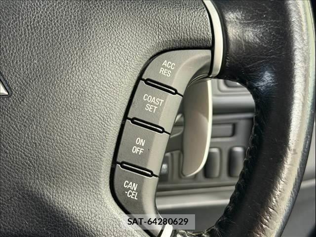Mitsubishi DELICA 2016-03 8848745-13