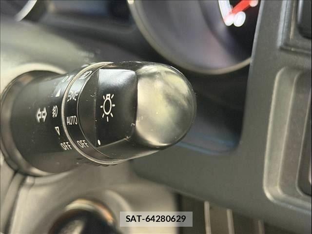 Mitsubishi DELICA 2016-03 8848745-17