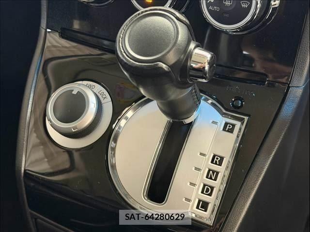 Mitsubishi DELICA 2016-03 8848745-19