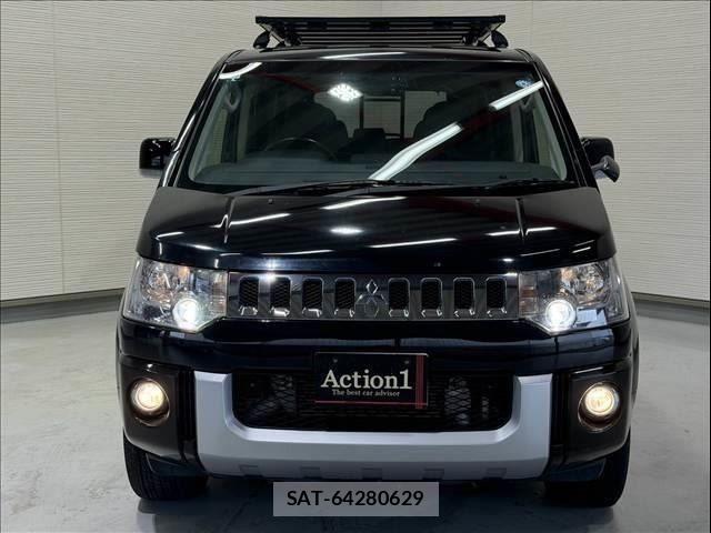 Mitsubishi DELICA 2016-03 8848745-2