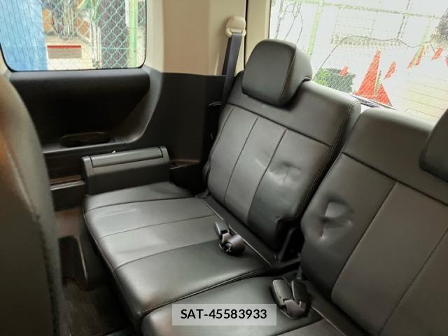 Mitsubishi DELICA 2008-11 8848750-17