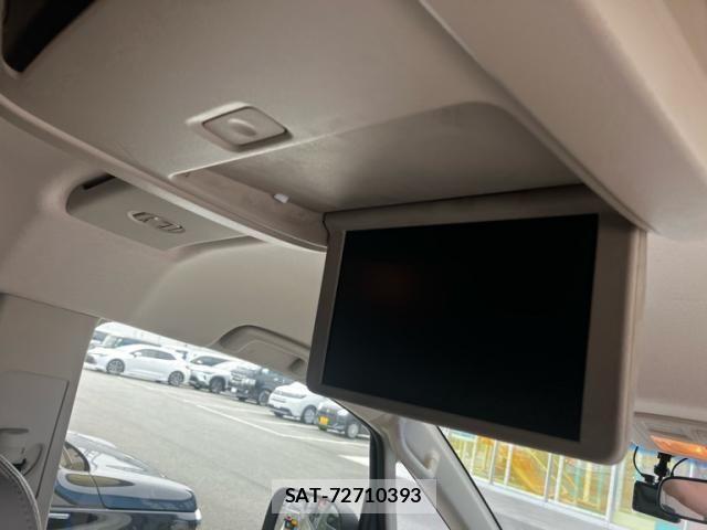Mitsubishi DELICA 2014-03 8848748-13