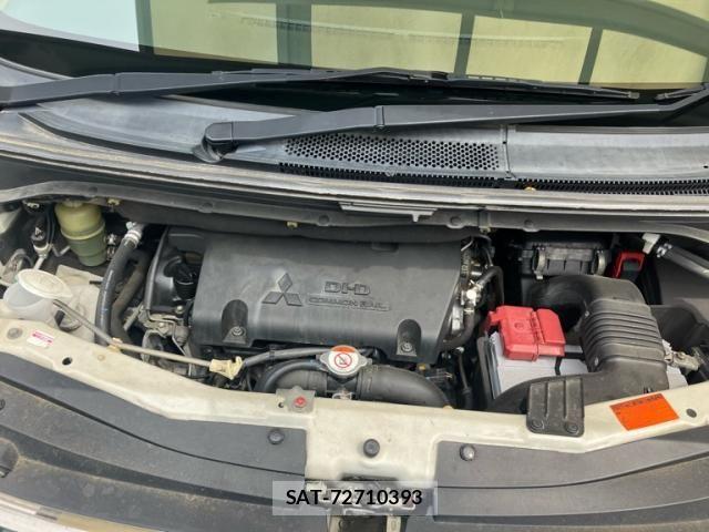 Mitsubishi DELICA 2014-03 8848748-19