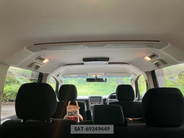 Mitsubishi DELICA 2014-02 8848747-9