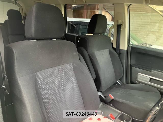 Mitsubishi DELICA 2014-02 8848747-13